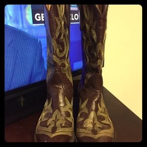 Women cowboy boots